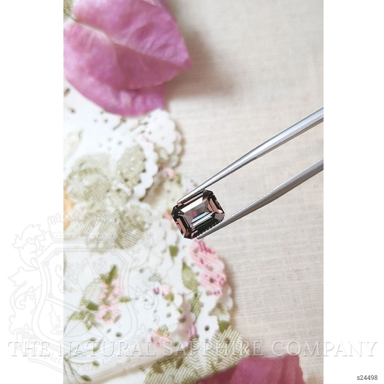 4.51 Ct. Color Change Sapphire from Ceylon (Sri Lanka)