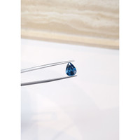 3.43 Ct. Sapphire from Thailand Life Style