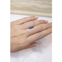 1.04 Ct. Blue Sapphire from Ceylon (Sri Lanka) Life Style
