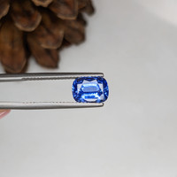 3.13 Ct. Blue Sapphire from Ceylon (Sri Lanka) Life Style