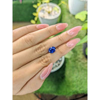 3.12 Ct. Blue Sapphire from Ceylon (Sri Lanka) Life Style