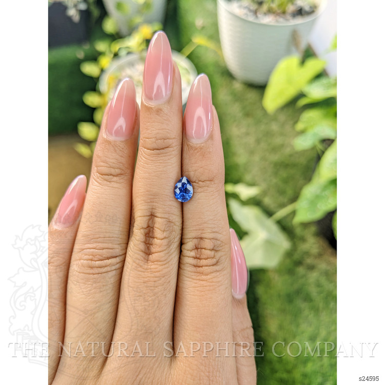 1.06 Ct. Blue Sapphire from Ceylon (Sri Lanka)