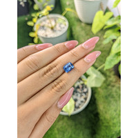 3.00 Ct. Blue Sapphire from Ceylon (Sri Lanka) Life Style