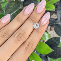 2.32 Ct. White Sapphire from Ceylon (Sri Lanka) Life Style