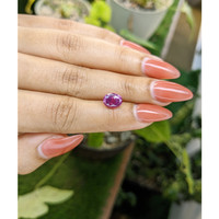 3.05 Ct. Purplish Pink Sapphire from Ceylon (Sri Lanka) Life Style