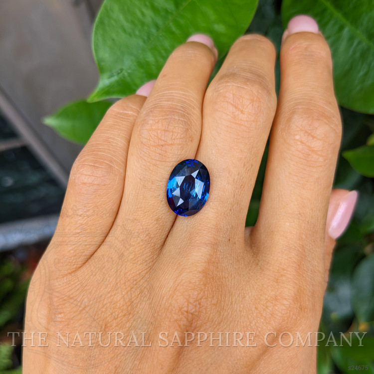 6.66 Ct. Blue Sapphire from Ceylon (Sri Lanka)