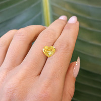 3.23 Ct. Yellow Sapphire from Ceylon (Sri Lanka) Life Style