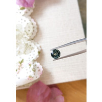 2.13 Ct. Color Change Sapphire from Ceylon (Sri Lanka) Life Style