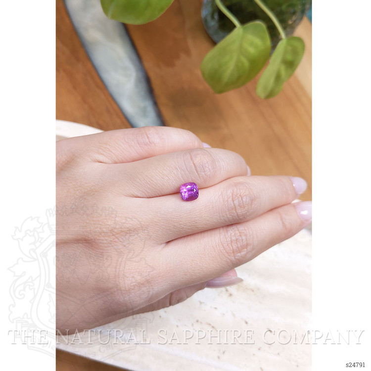 2.01 Ct. Pink Sapphire from Ceylon (Sri Lanka)