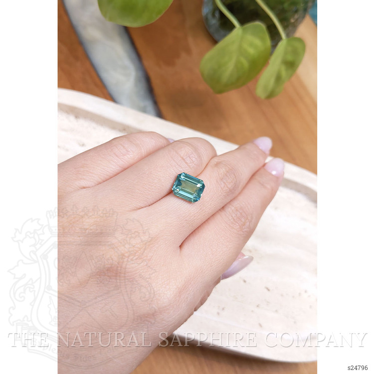 5.60 Ct. Greenish Blue Sapphire from Ceylon (Sri Lanka)