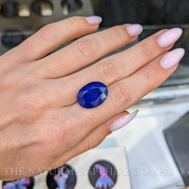 16.57 Ct. Blue Sapphire from Ceylon (Sri Lanka)