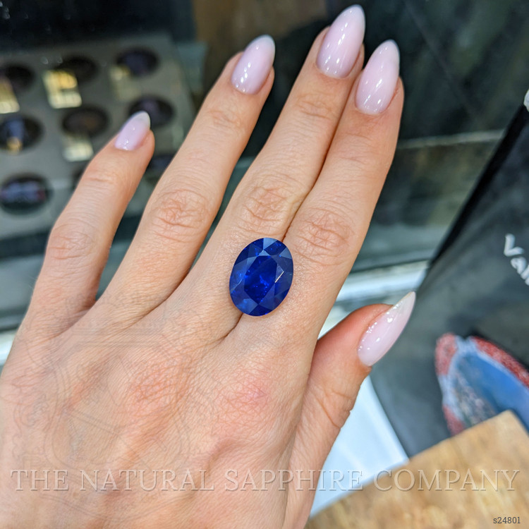 16.57 Ct. Blue Sapphire from Ceylon (Sri Lanka)