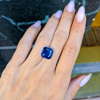 5.36 Ct. Blue Sapphire from Ceylon (Sri Lanka) Life Style