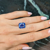 7.54 Ct. Blue Sapphire from Ceylon (Sri Lanka) Life Style