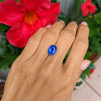 4.55 Ct. Blue Sapphire from Ceylon (Sri Lanka) Life Style