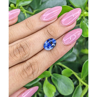 4.12 Ct. Bi Color Sapphire from Ceylon (Sri Lanka) Life Style