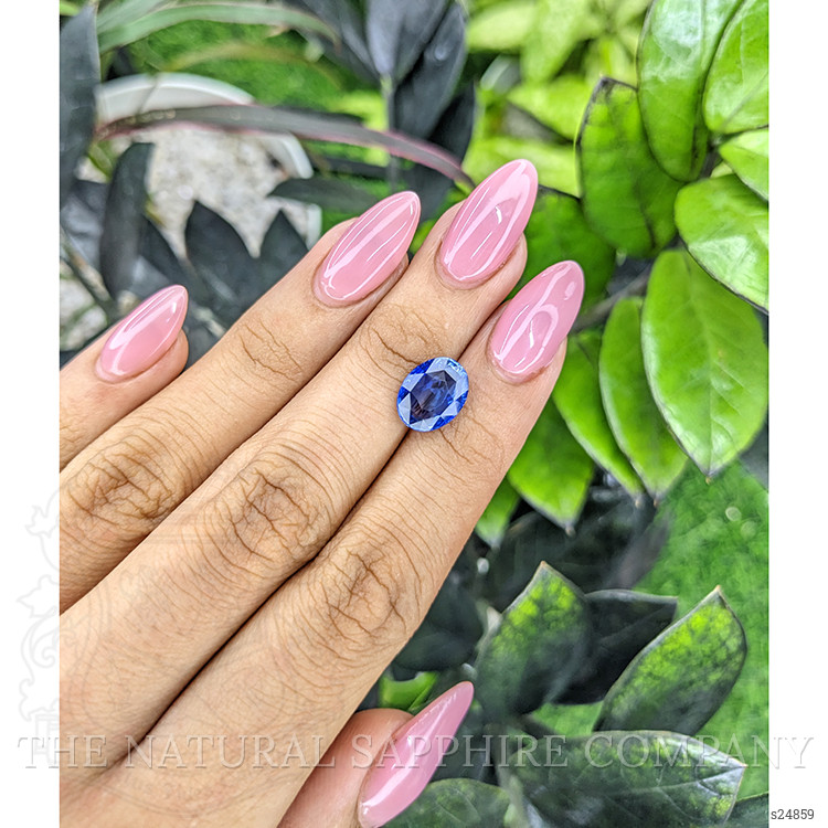 4.31 Ct. Blue Sapphire from Ceylon (Sri Lanka)