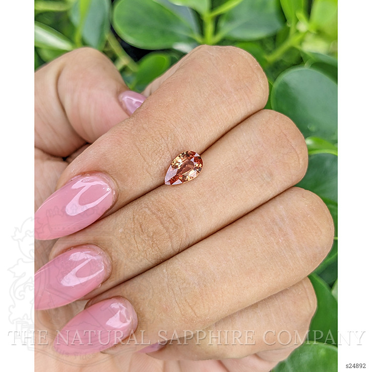 1.14 Ct. Padparadscha Sapphire from Ceylon (Sri Lanka)