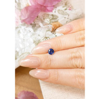 1.00 Ct. Blue Sapphire from Ceylon (Sri Lanka) Life Style