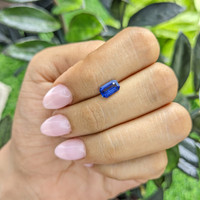 1.05 Ct. Blue Sapphire from Ceylon (Sri Lanka) Life Style