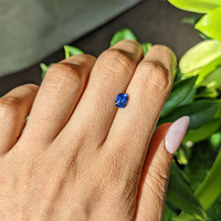 1.03 Ct. Blue Sapphire from Ceylon (Sri Lanka) Life Style