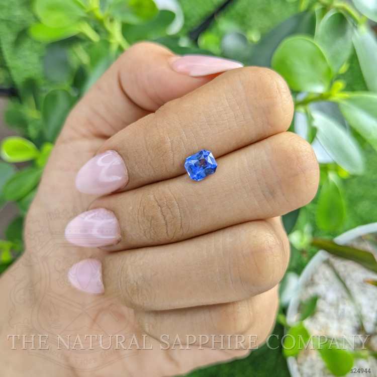 1.29 Ct. Blue Sapphire from Ceylon (Sri Lanka)