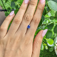 1.03 Ct. Blue Sapphire from Ceylon (Sri Lanka) Life Style