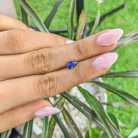 1.04 Ct. Blue Sapphire from Ceylon (Sri Lanka) Life Style