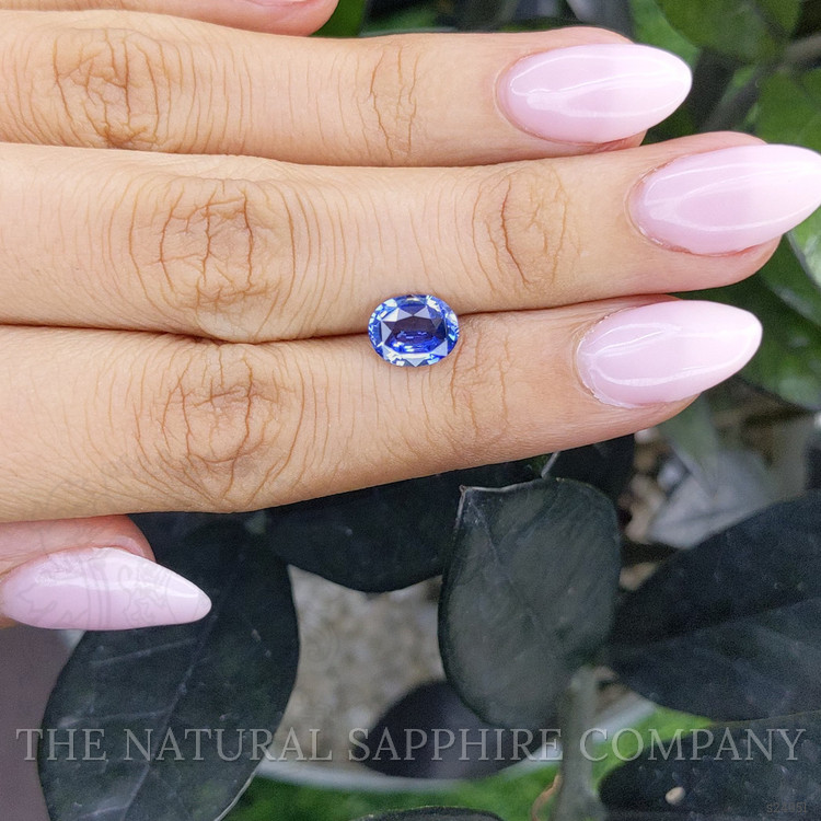 1.84 Ct. Bi Color Sapphire from Ceylon (Sri Lanka)