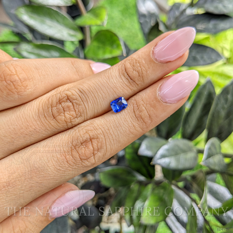 1.07 Ct. Blue Sapphire from Ceylon (Sri Lanka)