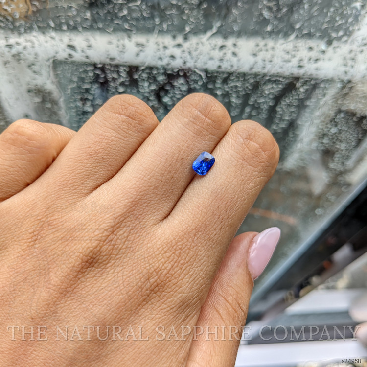 1.00 Ct. Blue Sapphire from Ceylon (Sri Lanka)