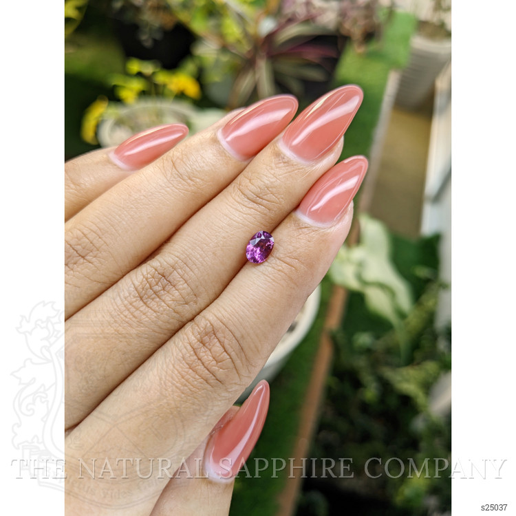 1.05 Ct. Pinkish Purple Sapphire from Ceylon (Sri Lanka)