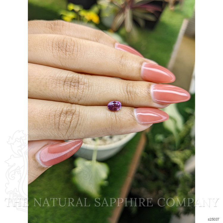 1.05 Ct. Pinkish Purple Sapphire from Ceylon (Sri Lanka)