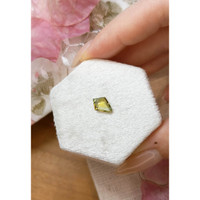 1.20 Ct. Greenish Yellow Sapphire from Montana Life Style