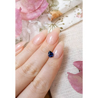 0.99 Ct. Blue Sapphire from Ceylon (Sri Lanka) Life Style