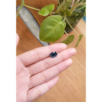 2.89 Ct. Blue Sapphire from Ceylon (Sri Lanka) Life Style