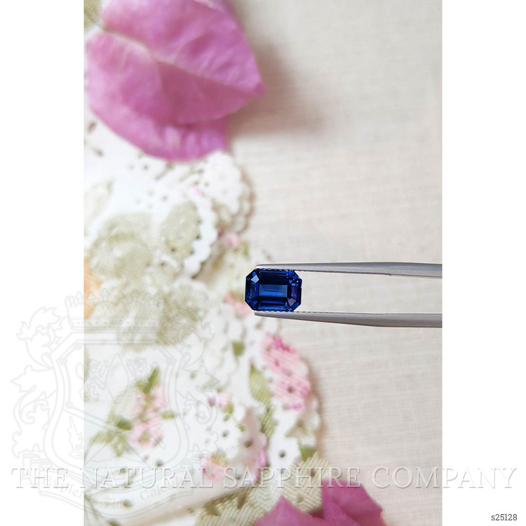 2.93 Ct. Blue Sapphire from Ceylon (Sri Lanka)