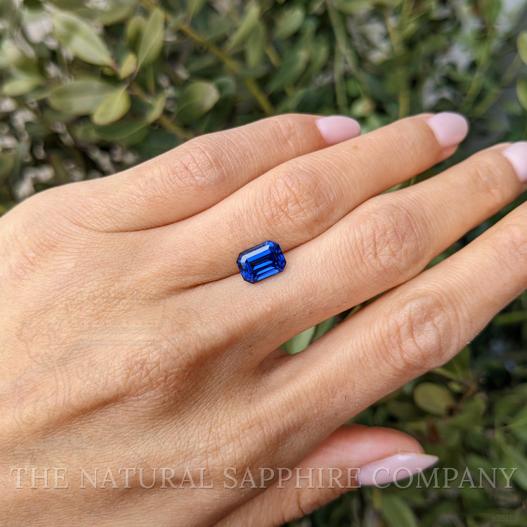 2.93 Ct. Blue Sapphire from Ceylon (Sri Lanka)