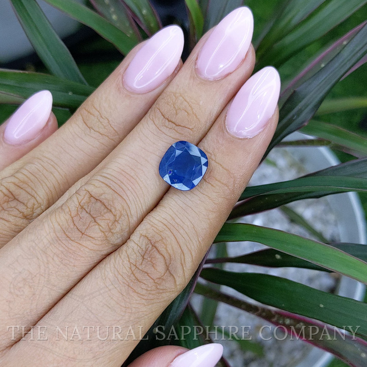 4.43 Ct. Blue Sapphire from Ceylon (Sri Lanka)