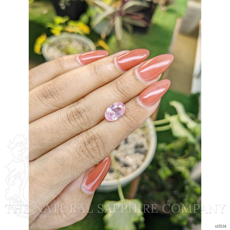 3.68 Ct. Padparadscha Sapphire from Ceylon (Sri Lanka)