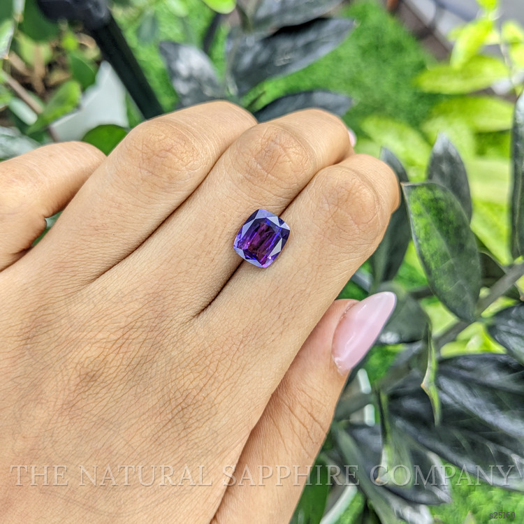 4.04 Ct. Bi Color Sapphire from Madagascar