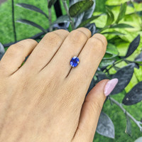 2.28 Ct. Color Change Sapphire from Ceylon (Sri Lanka) Life Style