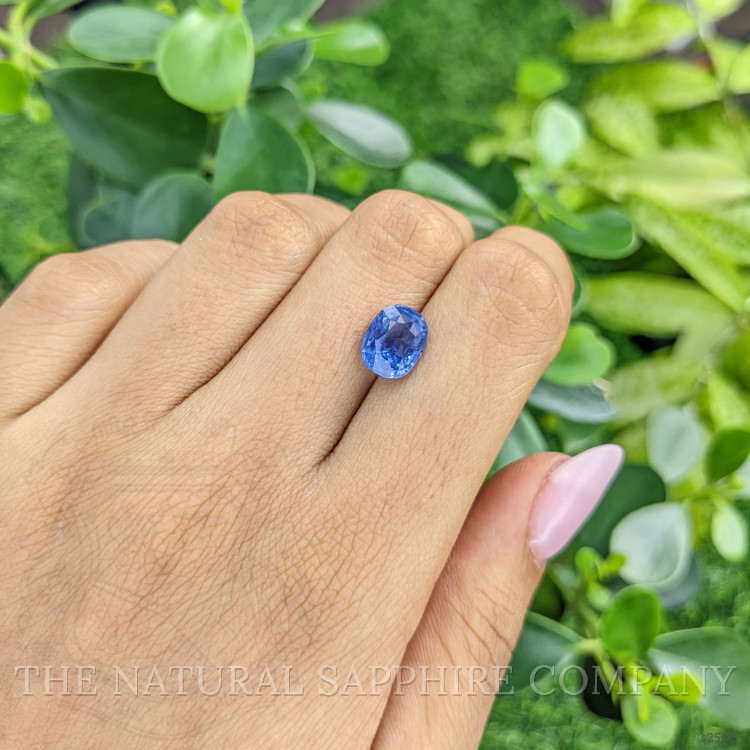 4.07 Ct. Blue Sapphire from Ceylon (Sri Lanka)