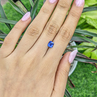 1.64 Ct. Blue Sapphire from Ceylon (Sri Lanka) Life Style
