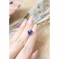3.92 Ct. Blue Sapphire from Ceylon (Sri Lanka) Life Style