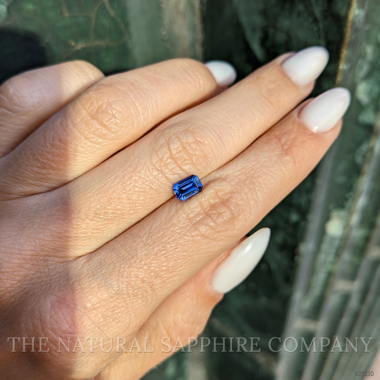 0.89 Ct. Blue Sapphire from Ceylon (Sri Lanka)