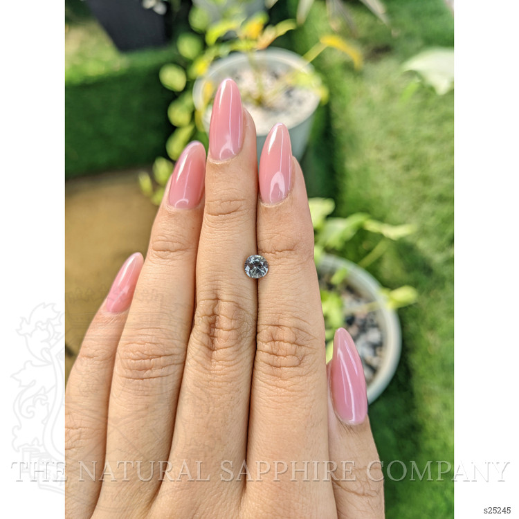 0.90 Ct. Bi Color Sapphire from Ceylon (Sri Lanka)