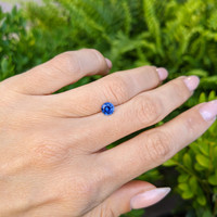 0.80 Ct. Blue Sapphire from Ceylon (Sri Lanka) Life Style