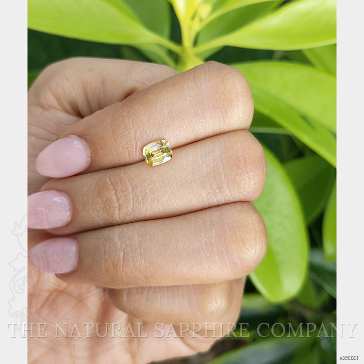 0.98 Ct. Yellow Sapphire from Ceylon (Sri Lanka)