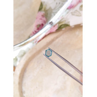 1.02 Ct. Bluish Green Sapphire from Montana Life Style